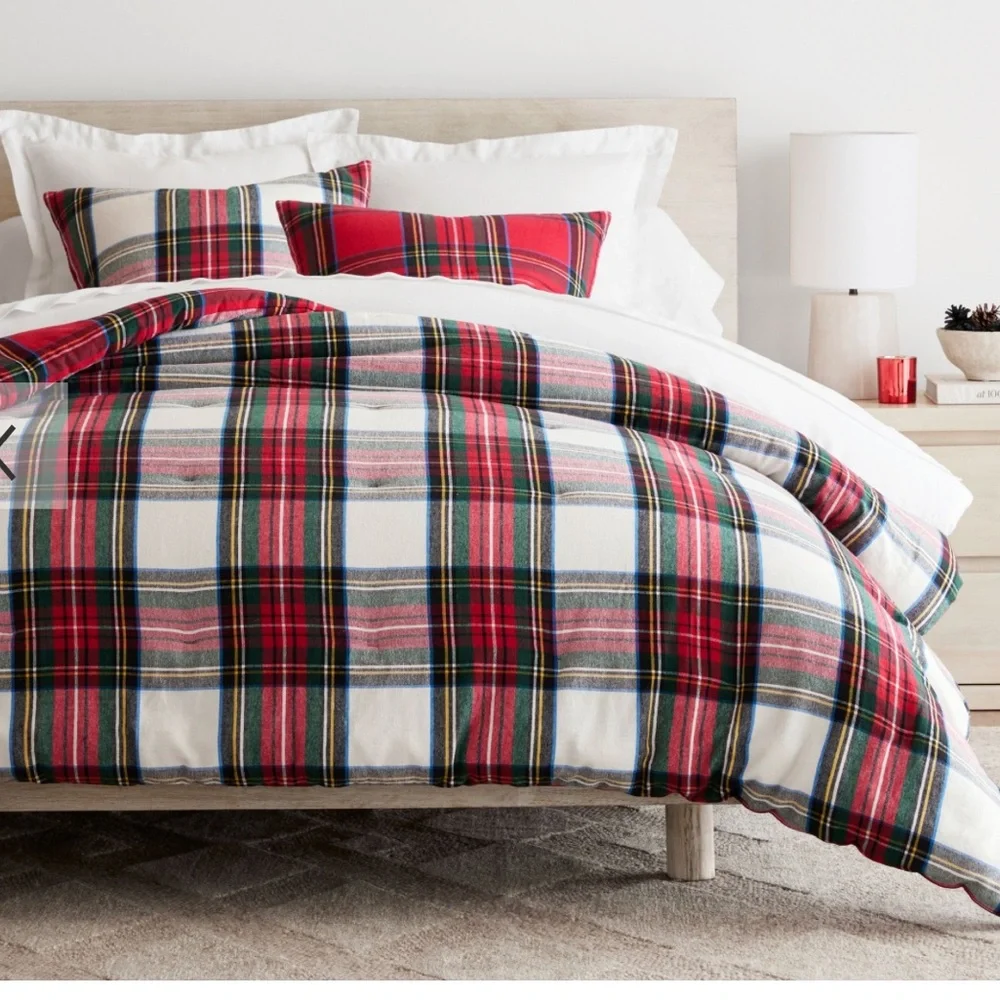Pottery Barn 5 piece Stewart Plaid King SHEET SET & 2 PILLOW SHAMS